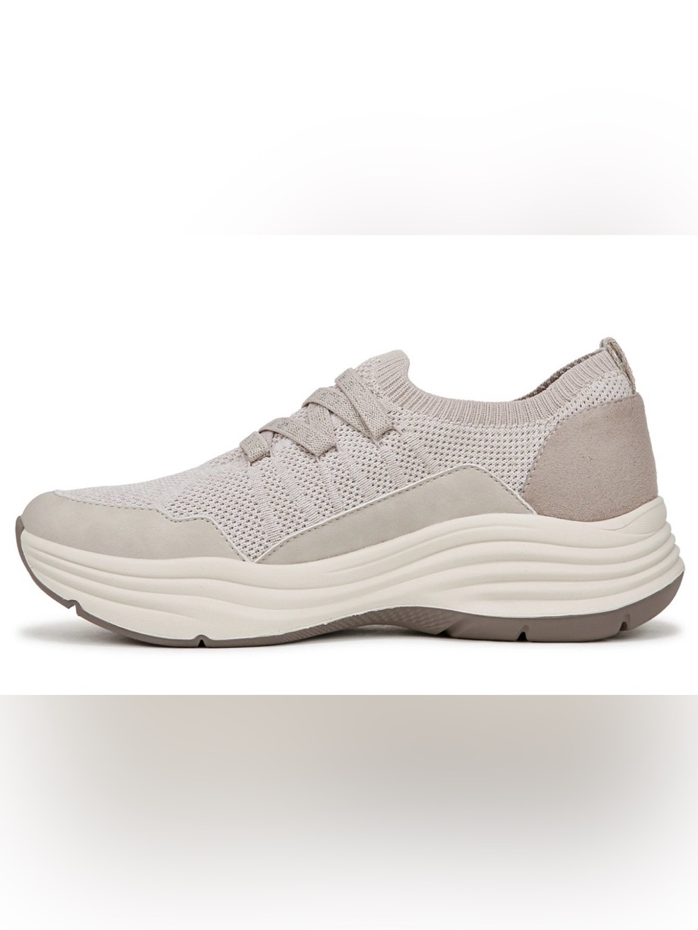 NWOT, Life Stride Impact Air Step Stretch Sneakers.